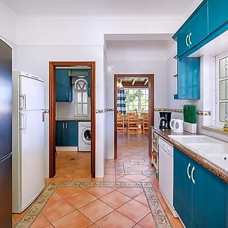 Privada De 7 Quartos,piscina Aquecida,a/c מלון אלבופיירה