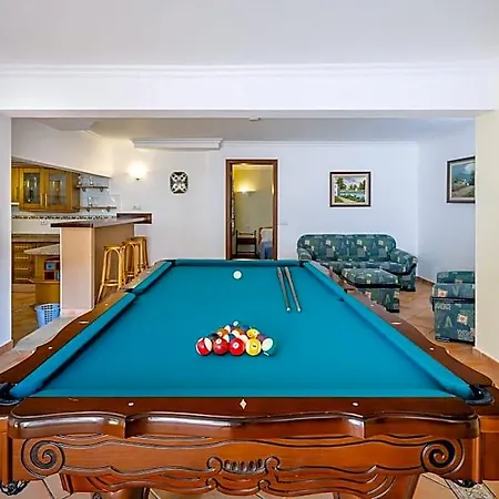 Privada De 7 Quartos,piscina Aquecida,a/c 3* אלבופיירה